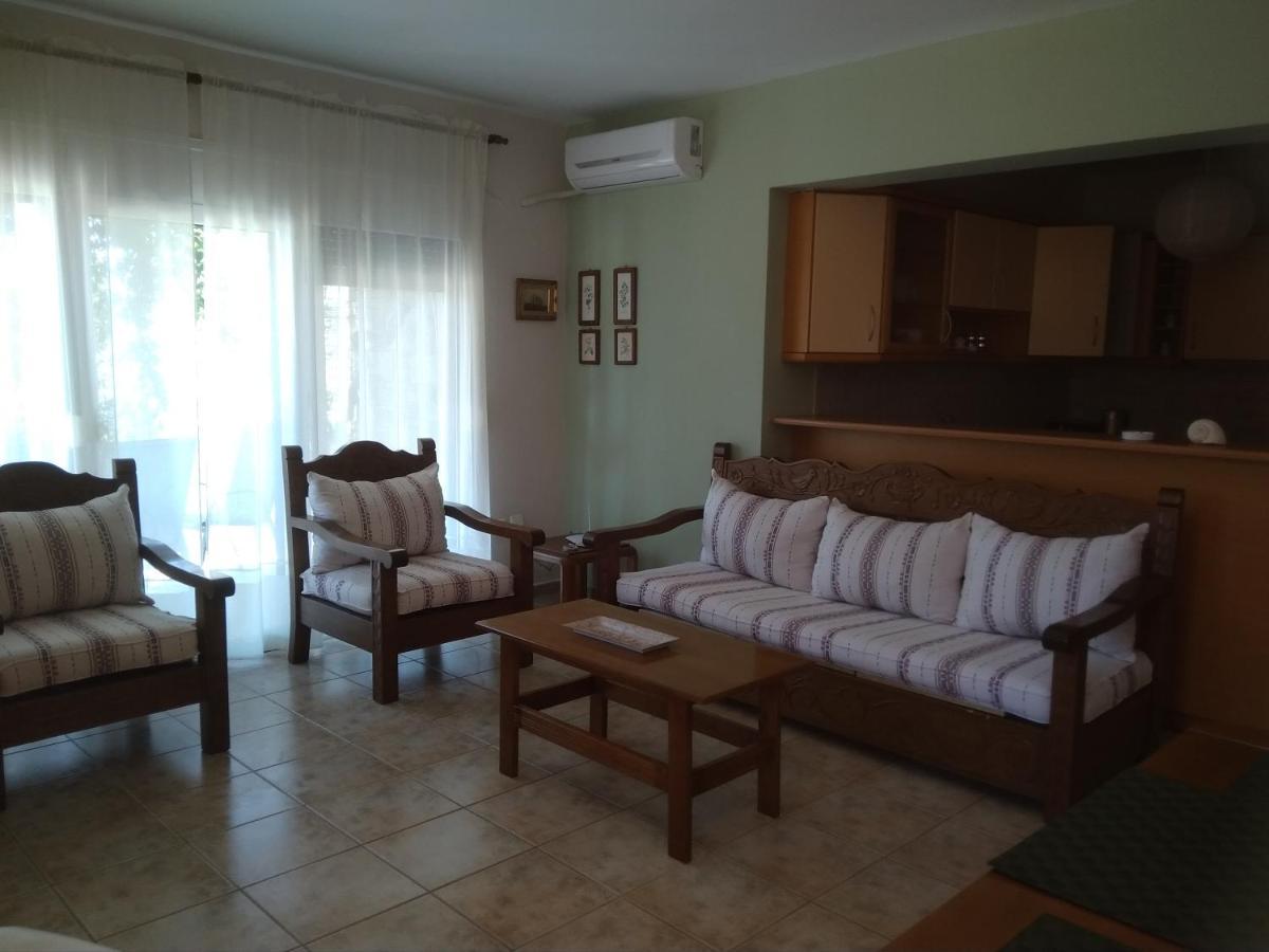 Αμυγδαλιές 33 Μύρινα Villa Dış mekan fotoğraf