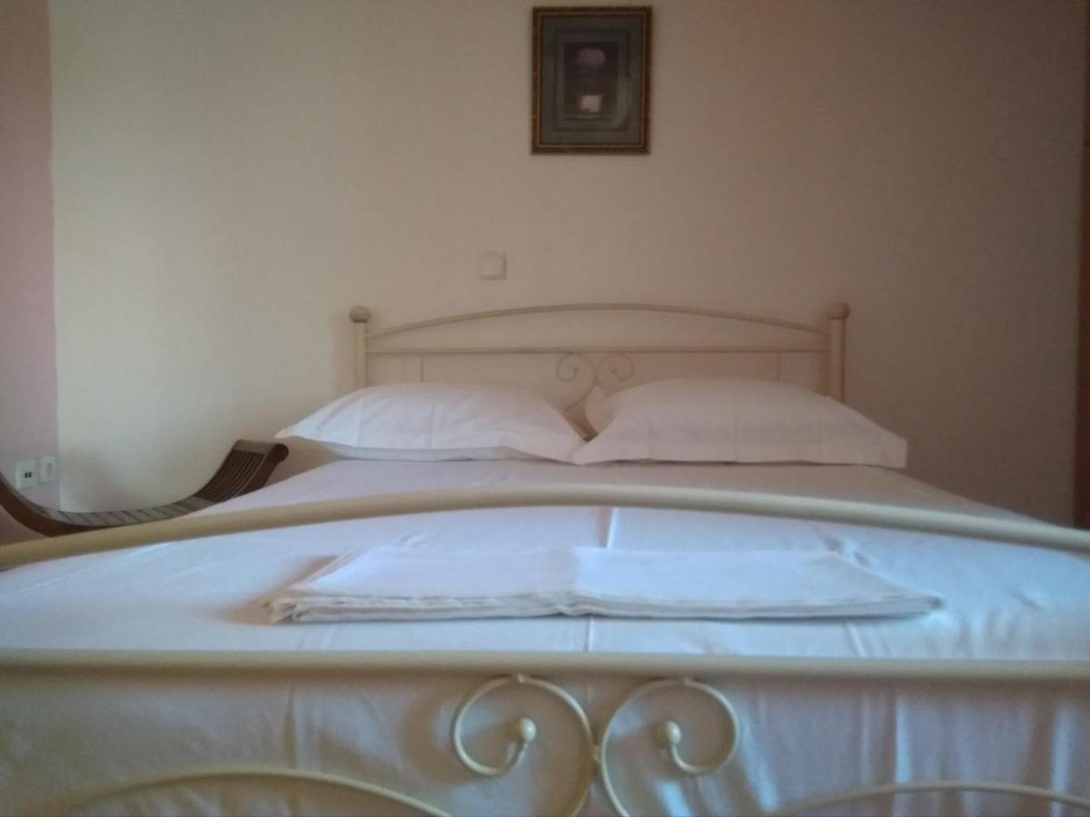 Αμυγδαλιές 33 Μύρινα Villa Dış mekan fotoğraf